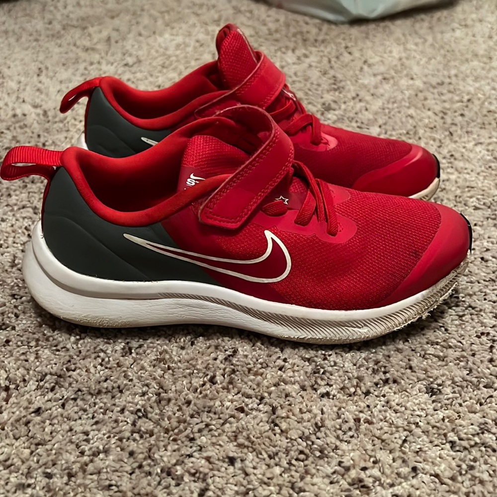 Boys Nike StarRunner